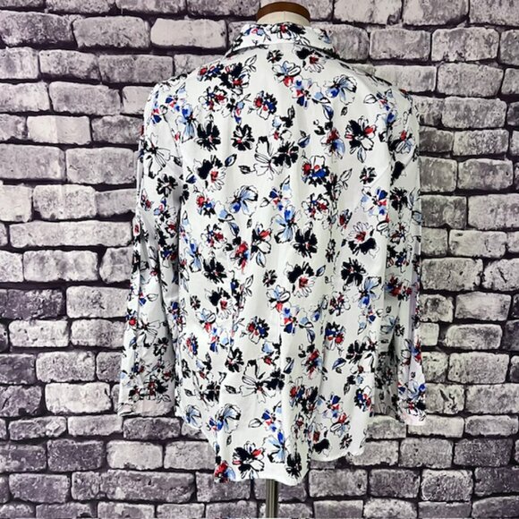 CJ Banks White, Blue & Red Button Down Long Sleeve Blouse Size 1X - Picture 5 of 7